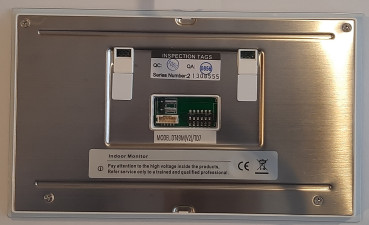 Preview: Hinteransicht Monitor für 4 Familien Videoklingel